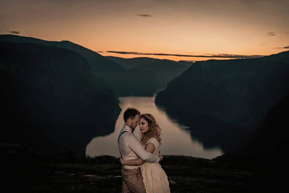 Photo from the article “Frøydis Geithus Pairs Up The Profoto B10 And Infinite Color Panel”